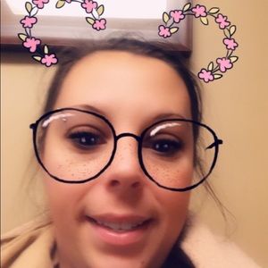 Meet your Posher, Kim